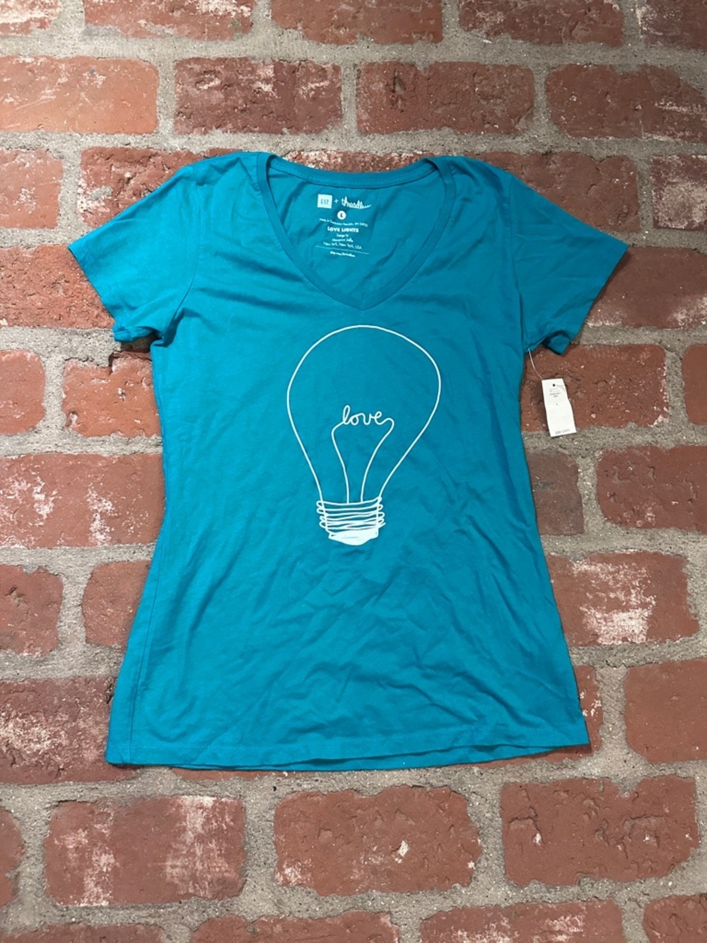 GAP Women's Large Teal V-Neck Tee with White Lightbulb Graphic Love NWT